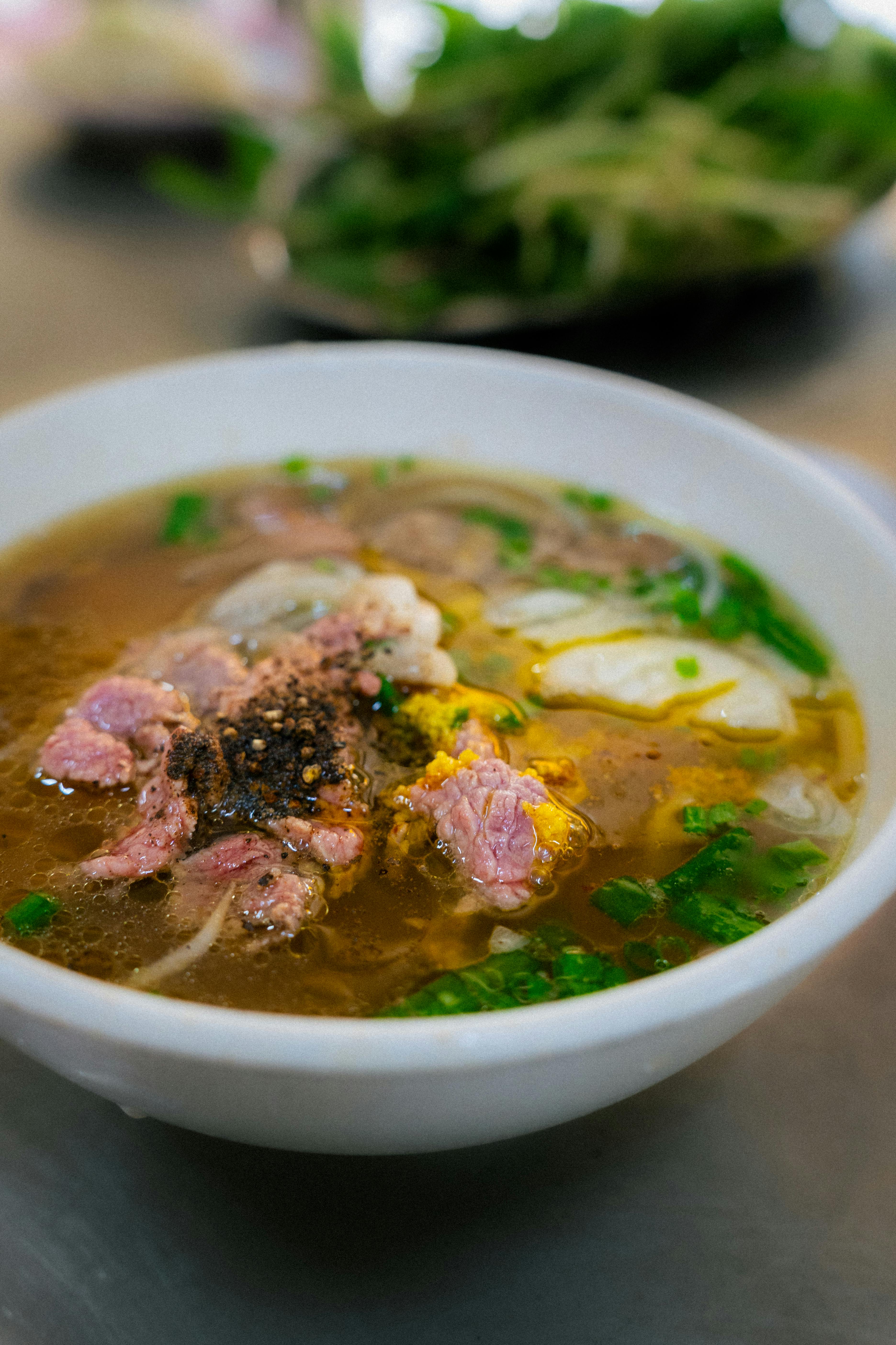 Authentic Vietnamese restaurant in Calgary - Mekong Restaurant interior and dining area